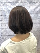 ミーティア バイ クアトロ(Meteor By QUATRO) は大人ボブスタイはカラーとツヤ感で美髪が正解