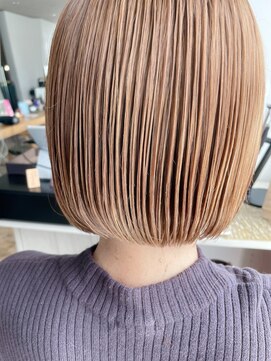 ミキ(Miki) ボブ スモーキーベージュ