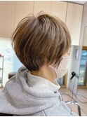 白髪ぼかしハイライト/ミセス/ショートヘア/ふんわり感アップ