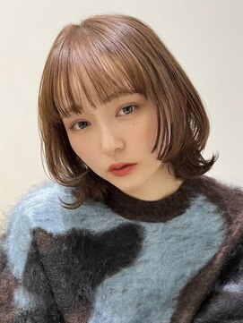 ノイ(noi) 顔周りレイヤーカットくびれヘアミルクティーベージュカラー