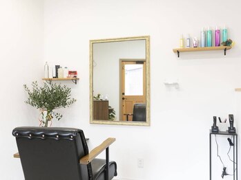 スタークラブ(STAR CLUB)の写真/高技術×リーズナブルで老若男女問わず通いやすい♪一人ひとりに合わせた施術で満足のいく美しい艶髪に◎
