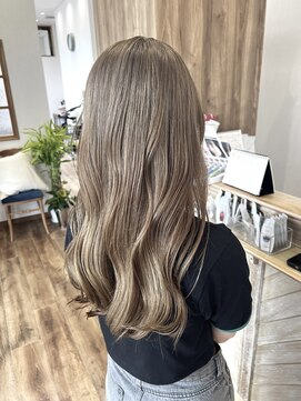 エ フュチュール(et Futur) ミルクティーグレージュ