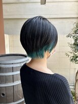 ココカラヘアー ニコ(cococara hair nico)&nbsp;ハンサムショート/インナーカラー/ジェイドグリーン/艶髪