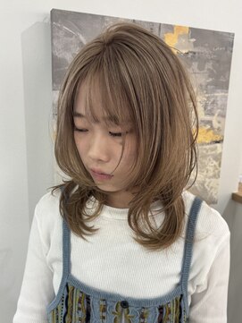 ウル 岡山駅店(ULu.) 姫カットウルフレイヤーハイトーンダブルカラー20代30代前髪長め