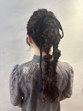 シュリット(schritt) ＊ツインポニーテール　編み下ろし＊宮益坂ヘアセット　妹尾