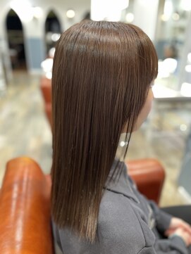 カザック(kazak) シアーベージュカラー