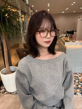 大人可愛いベージュレイヤーロブ