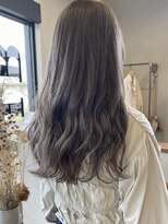 アム(am)&nbsp;大人シアーベージュミニウルフボブミディアムレイヤー