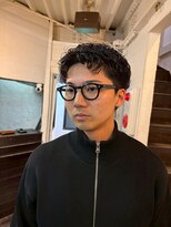 ビーバイエイトジェンツ(Bee by EIGHT GENTS)&nbsp;MEN’S HAIR/波巻ツイストスパイラル/フェザーパーマ/心斎橋