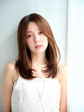 リトル 下長(little) 大人かわいい小顔レイヤーカット×艶髪ブラウンベージュ