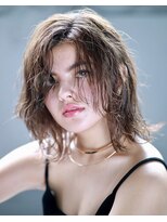 ラべリー 池袋(LOVELEY)&nbsp;グレージュ ひし形シルエット 切りっぱなしボブ エアリー