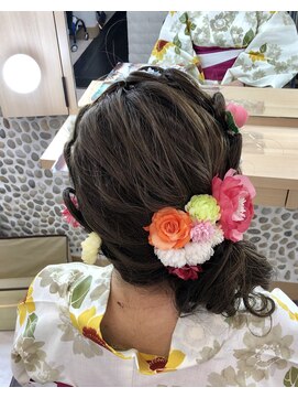 ブロッサム ヘアデザイン(blossom) ハートサイドポニー