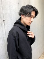 トルネード(TORNADO)&nbsp;ソフト刈り上げアップバング センターパートパーマ 2ブロック