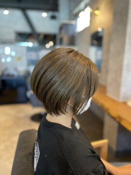リタヘアー(Lita Hair) スモーキーマット柔らかボブ