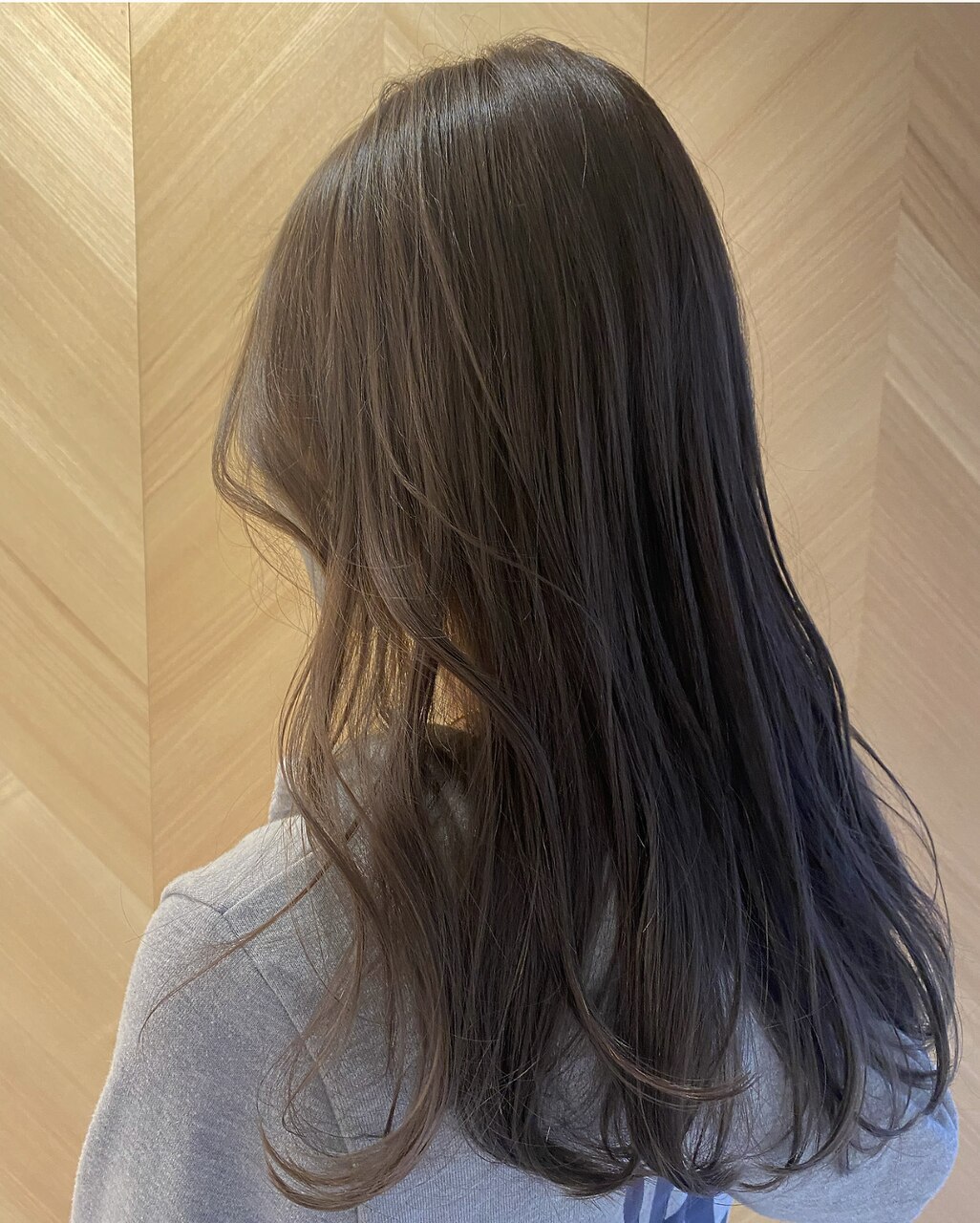 【平日限定】赤みのない透明感のある白髪染め＊カット＋スロウカラー