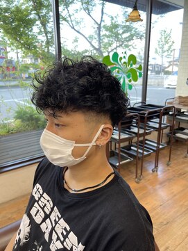 リット 甲府平和通り店(LIT) スペインカール