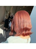 ピンクベージュ