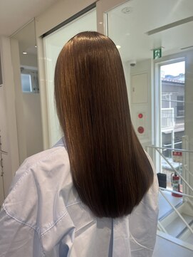 コレクティブワーク 表参道 渋谷(COLLECTIVE WORK) 髪質改善トリートメント表参道20代30代40代縮毛矯正【表参道】