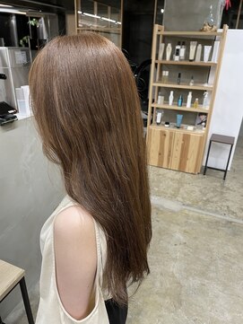 フリーラ 京都河原町三条店(freera) ベージュカラー