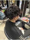 メンズ波巻きツイストスパイラルパーマショートマッシュ眉毛