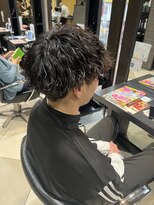 オンリーケアバイジャパン(ONLY CARE by JAPAN) メンズ波巻きツイストスパイラルパーマショートマッシュ眉毛