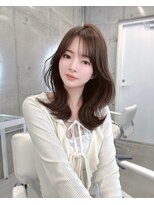 アイヴィー(IVY)&nbsp;レイヤーカット　ツヤカラー　オージュアカラー