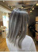 バレイヤージュ【LODAT横浜】
