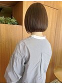 シンプルなワンレングスのボブ