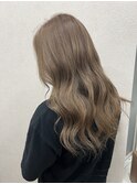 ミルクティーベージュ