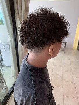 クティエ(Cuthie) ツイスト/スパイラル/メンズパーマ