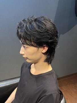 ビーダンディー(Bee dandy) ビジネスツーブロック ミディアムショートウルフ センターパート