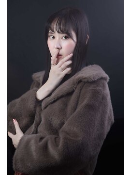 アンアタッシュ(UNE ATTACHE) Frozen Frostline|黒髪 × 透明感 × 大人可愛×トレンドヘア