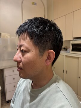 ナチュラル刈り上げメンズショート40代50代