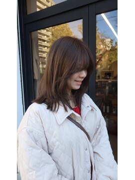 エヴリィ(every) レイヤーボブ透明感ベージュカラー【大阪/梅田/中津】