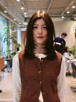カルマ(carma)&nbsp;ロングの顔まわりレイヤー