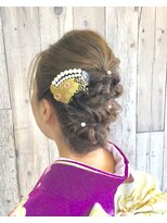 ヘアースペース ムーン(Hair Space MOON) 雰囲気に合わせた、大人っぽいヘアーセットと着物の着付けです