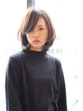 レウナ 外苑前(Reuna) 30代40代50代大人可愛いミディアムレイヤー ワンカール