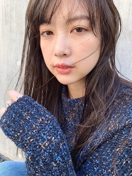 ルーム(Loom.) 〈スタイリング簡単〉柔らかい質感のトリートメントストレート