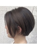 ファヴォリ(favori)&nbsp;【favori 自由が丘】コンパクト前下がりショートボブ