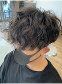 ツイストパーマスパイラルパーマ　マッシュウルフツーブロック