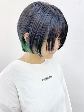 モリオフロムロンドン 松戸店(Morio from London) 【松戸　ムラマツ】ショートボブ　インナーカラーグリーン