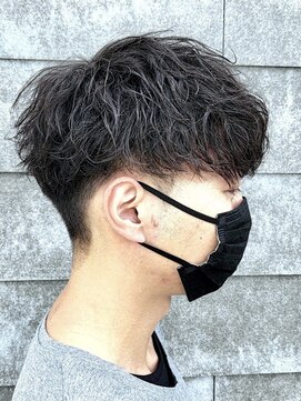 ニアウ 伊勢崎連取店(Niau) メンズマッシュパーマニュアンスパーマスパイラルパーマ刈り上げ