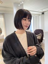 オッソ(OSSO) トレンド！顎ラインぱつっとボブ×オリーブベージュ