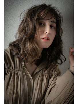 カバーヘアアンドスパ ブリス 浦和(COVER HAIR&SPA bliss) オリーブブラウン大人可愛いウェーブミディアムv浦和30代40代