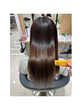アース オーセンティック 越谷レイクタウン店(EARTH Authentic) プレミアムストレート