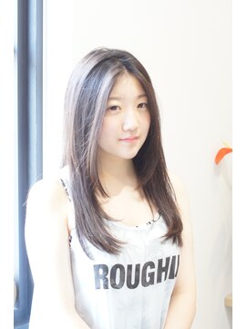 グッドモーニングヘア(GOOD MORNING HAIR) 夏ストレート　ツヤ　ヌーディーアッシュ