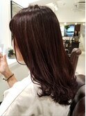 ダークカラーも女性らしく！ピンクパープル
