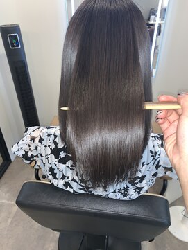 アールサロン アオヤマ(Rr SALON AOYAMA) ミルキーアクアミネコラ