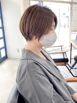 ジーニー 横浜(giinii) 大人美人20代30代40代ショートヘア_ベージュ【横浜】渋谷良太