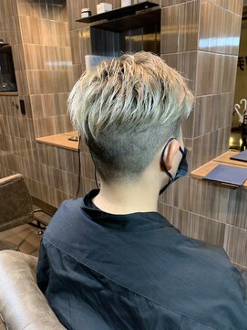 アクアヴィタエ(Aqua vitae) ベリーショートハイカラースタイル